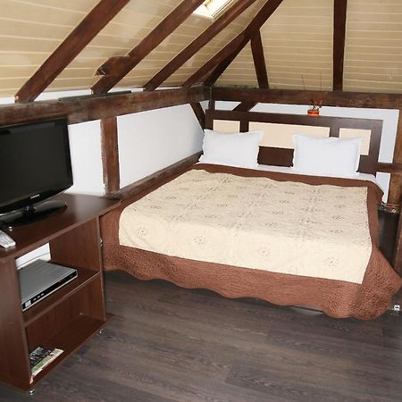 Hotel Zara Roman Ngoại thất bức ảnh