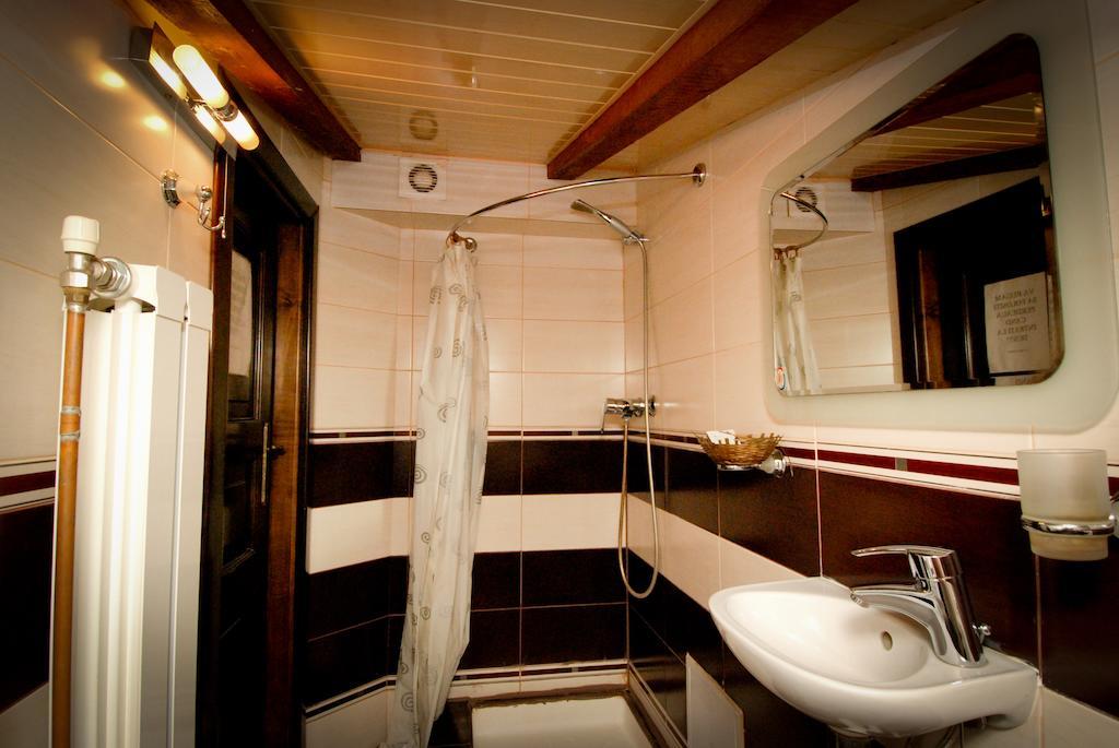 Hotel Zara Roman Phòng bức ảnh